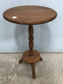 Ethan Allen Maple Pedestal Stand