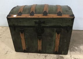 Vintage Dome Top Streamer Trunk