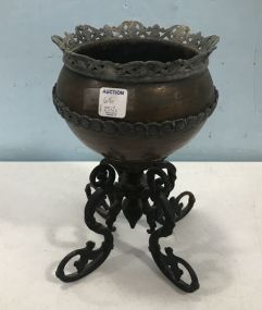 Decorative Metal Center Piece Urn