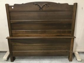 Early American Style  Mahogany High Back Full Size Bed