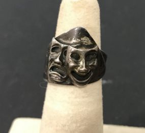 Vintage Beaucraft Ring Marked 