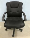 Black Vinyl Cushion Arm Desk Chair