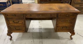 Bernhardt Hibriten Division Oak Queen Anne Office Desk