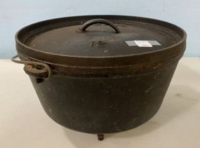 Lodge Cast Iron No. 12 Cooking Pot