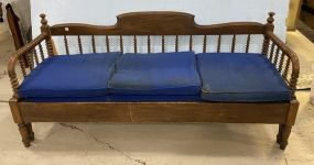 Antique Jenny Lind Day Bed/Sofa