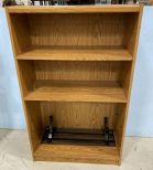 Oak Finish Pressed Wood Bookshelf