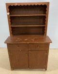 Small Primitive Step Back Hutch