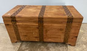 Primitive Style Storage Trunk