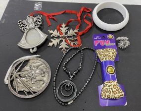 Costume Jewelry Pieces