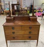 Federal Style Dresser