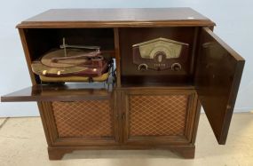 Zenith Vintage Radio Cabinet