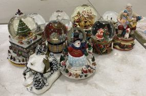 7 Ceramic Snow Globes, 4 Christmas Ceramic Figurines