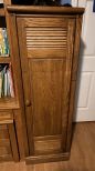 Lexington Co. Oak Single Door Cabinet