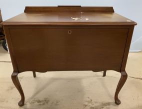 Mahogany Hutch Cabinet