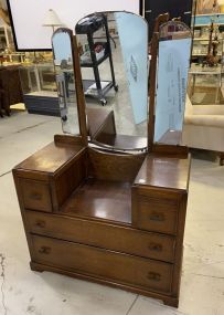 Early/Mid 1900's Oak Small Dresser