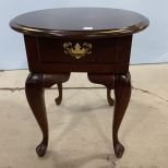 Cherry Queen Anne Oval Side Table