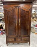Large Henredon Furniture Co. French Style Armoire