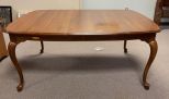 Late 20th Century Cherry Queen Anne Dining Table