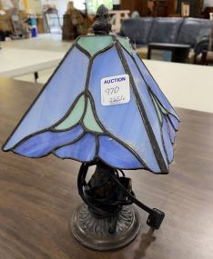 Small Stain Glass Style Desk Lamp