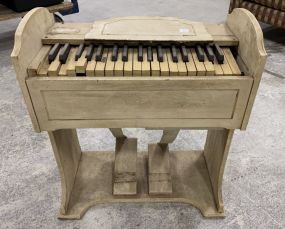 Old Child's Play Organ