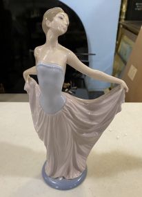Lladro Dancer Porcelain Figurine