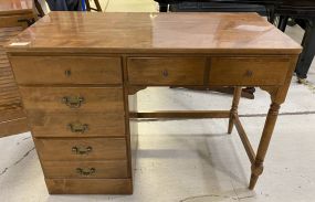 Ethan Allen Knee Hole Desk