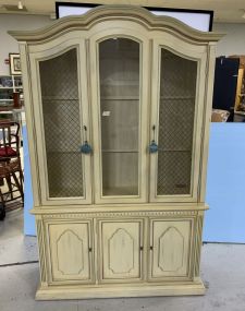 Stanley Furniture Italianate Tripe China Cabinet