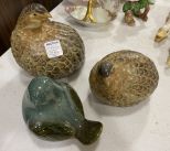 Set of 3 Ceramic Birds, 2 Vintage Quail Figurines, 1 Leaf Bird Figurine.