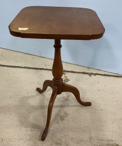 Mahogany Pedestal Table