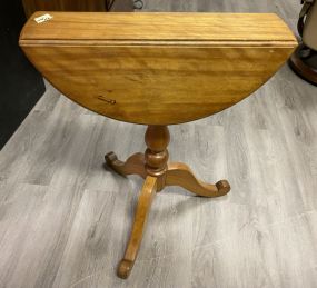 Small Maple Drop Leaf Pedestal Table