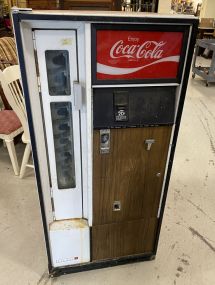 Vintage Coca Cola Bottle Machine