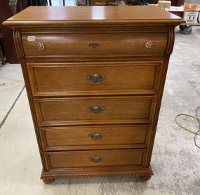 Clean Oak Chest of Drawers