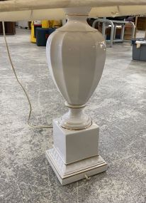 Porcelain White Urn Lamp