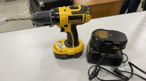 Dewalt 18V Drill with Extra Battery