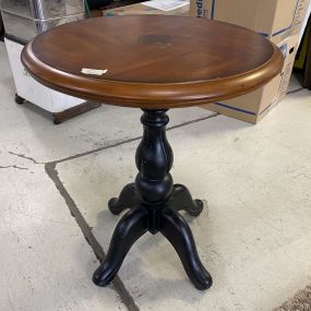 Modern Round Pedestal Table