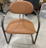 Contemporary Vinyl Cushion Desk Chair