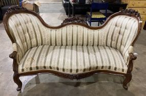 Victorian Style Double Spoon Back Chaise Lounge