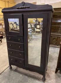Vintage Traditional Style Chifforobe