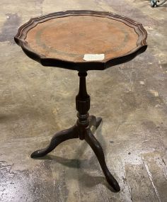 Small Vintage Mahogany Pedestal Table