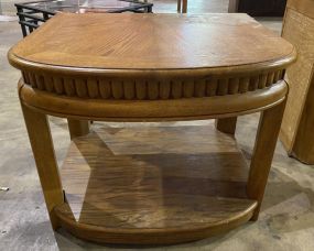 Late 20th Century Oak Finish Side Table
