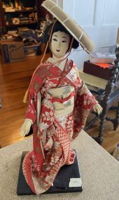 Collectible Japanese Geisha Figurine