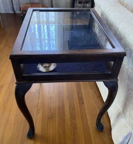 Late 20th Century Queen Anne Style Shadow Display End Table