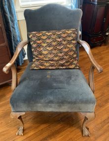 Ball-n-Claw Traditional Style Arm Chair