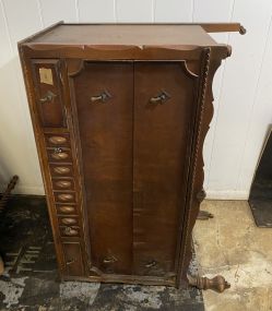 Early 20th Century Mahogany Dresser