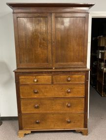 Antique Gentleman's Linen Press Cabinet