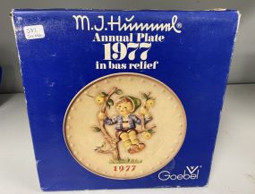 M.J. Hummel Goebel 1977 Plate