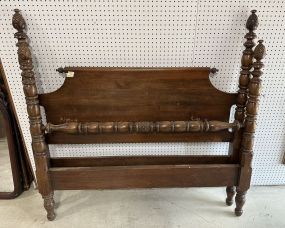 Vintage Mahogany Pineapple Full Size Bed