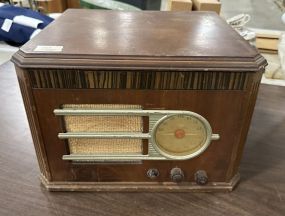 Old Record Player/Radio