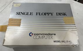 Commodore Model VIC 1541 Single Floppy Dish