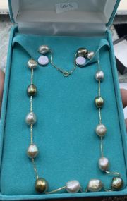 14k Gold Intermitted Freshwater Pearl 16